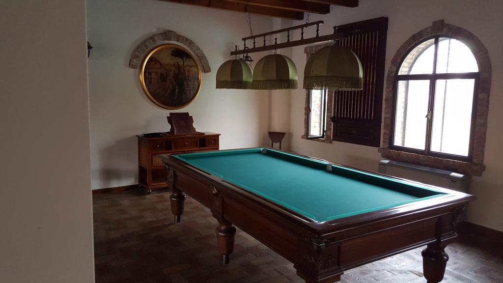 Tenuta Il Tenchio Hotel Lacchiarella Buitenkant foto